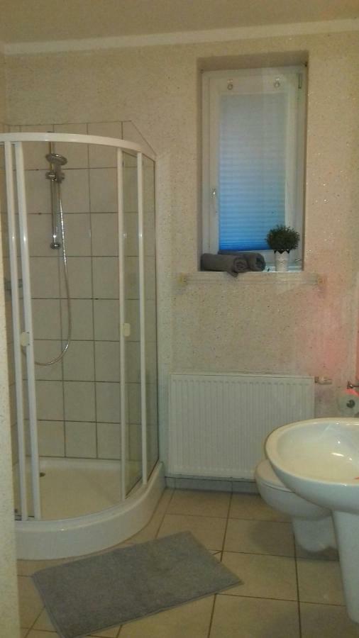 Ferienwohnung Jacqueline Tiefensee エクステリア 写真